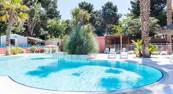 piscine chauffée du camping le Bosquet